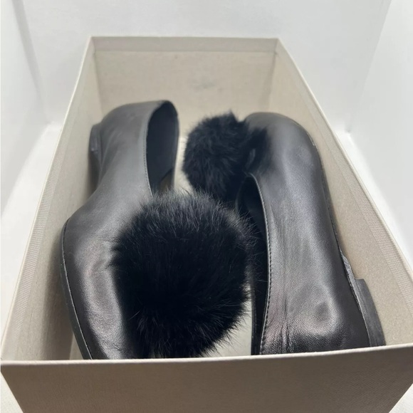 Gabriella Women’s Leather Black Fur Ball Fluffy Toe Pom Pom Bow Shoes Flats - Picture 8 of 10